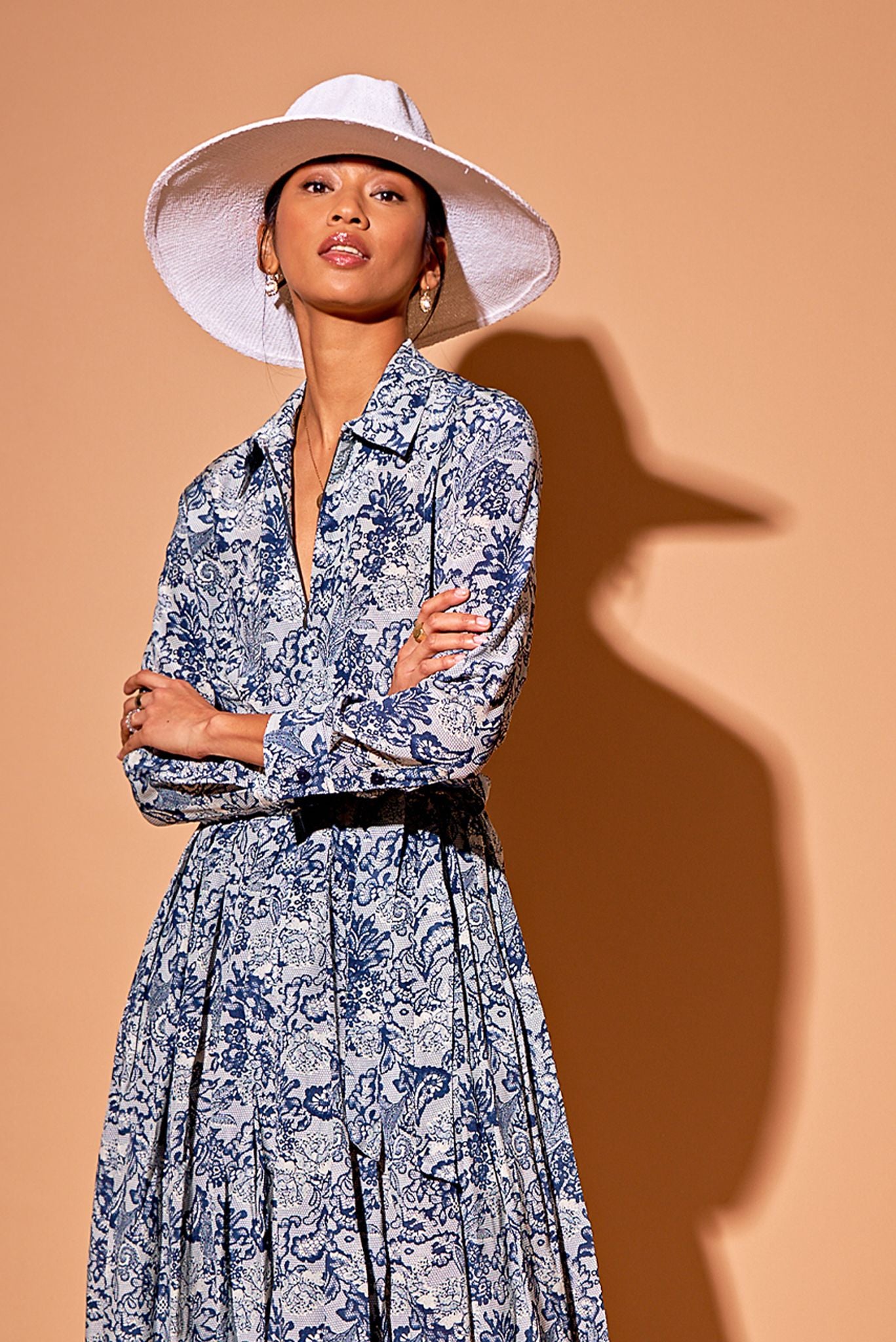 silk shirtwaist dress Vintage 1960s Chester Weinberg Printed Casual Button Down Blouse Short Sleeve Shirt Dress Model in the gallery White Linen Cotton Midi Shirtwaist