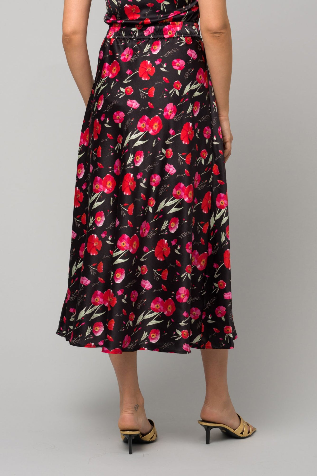 The Maxi | Poppies at Night